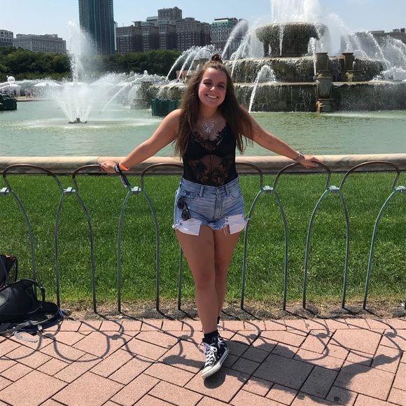 MEET ME! - Picture 1 of 1